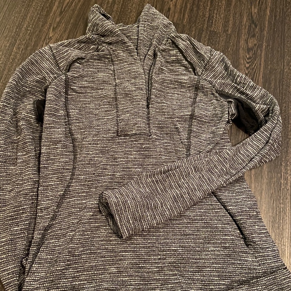 Lululemon pullover quarter zip jacket dark grey